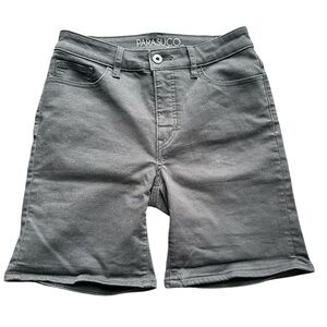 Parasuco dark grey stretchy bermuda shorts, zip/button closure, Size 8